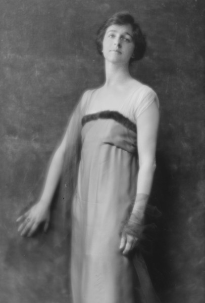Schaffer, Edward, Mrs., portrait photograph, 1915. Creator: Arnold Genthe.