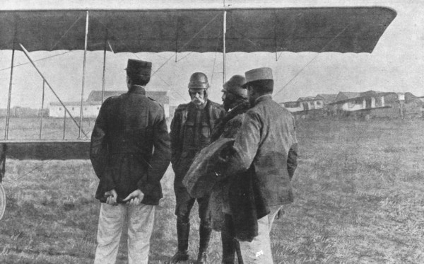 'Le general Sarrail en Aeroplane; Avant le depart', 1916. Creator: Unknown.