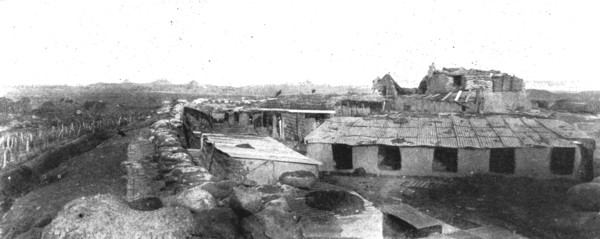 'La guerre moderne en Cameroun Nord ; un des forts allemands de Garoua, tel que le..., 1916. Creator: Unknown.