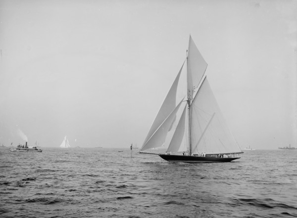 Valkyrie rounding outer mark Oct. 5, 1893, 1893 Oct 5. Creator: Unknown.