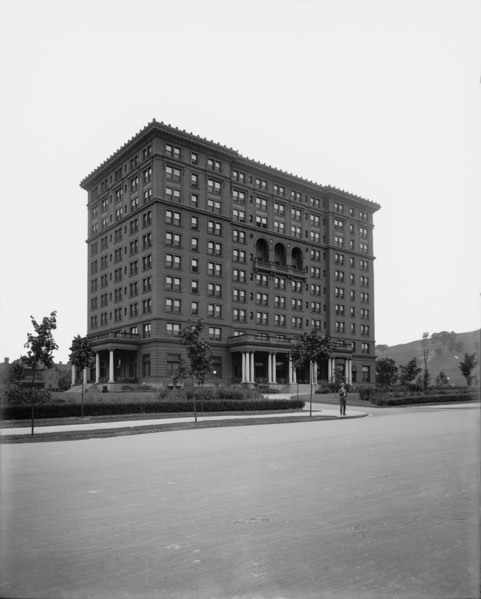 Schenley Hotel, Pittsburgh, Pa., between 1900 and 1906. Creator: Unknown.