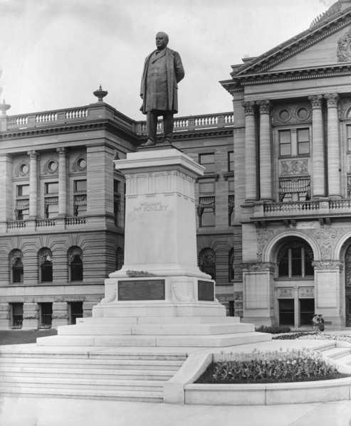 W[illia]m McKinley Statue, Toledo, O[hio], c1905. Creator: Unknown.