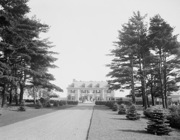 High Lawn House, Lenox, Mass., c.between 1910 and 1920. Creator: Unknown.