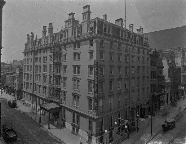 Colonnade Hotel, Philadelphia, Pa., between 1910 and 1920. Creator: Unknown.