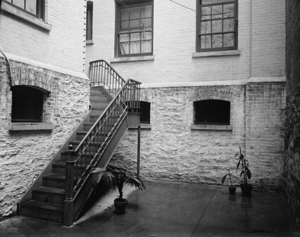 Court of tenement house, New York City, between 1900 and 1910. Creator: Unknown.