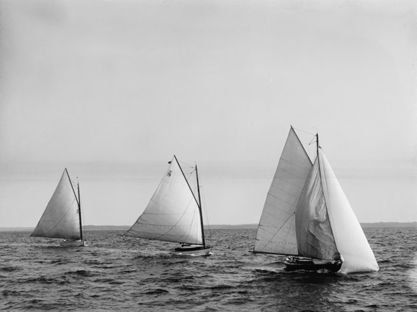 Dosoris 2, Qui Vive, and Dipper, 1894 July 29. Creator: John S Johnston.