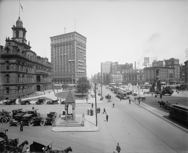 Campus Martius, Detroit, Mich., between 1900 and 1910. Creator: Unknown.