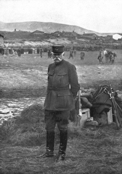 'Le Secours de la France; Le general Sarrail en terre Serbe, a Krivolak', 1915 (1924). Creator: Unknown.