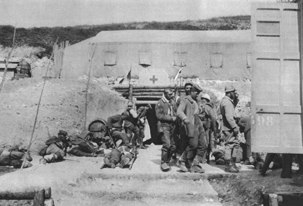 ''Epaves du combat; Blesses allemands au poste d'evacuation', 1916 (1924) Creator: Unknown.