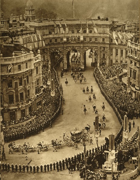 'Passing Through the Admiralty Arch', 1937. Creator: Photochrom Co Ltd of London.