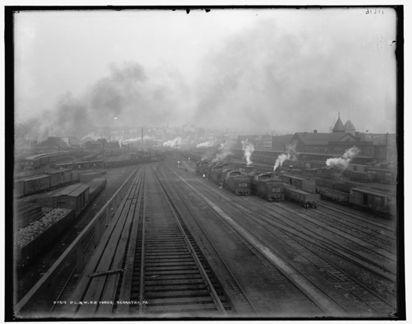 D.L. & W. R.R. yards, Scranton, Pa., between 1890 and 1901. Creator: Unknown.