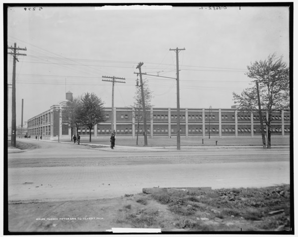 Hudson Motor Car Co., Detroit, Mich., between 1900 and 1915. Creator: Unknown.