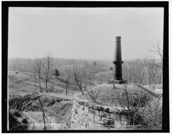 Surrender Monument, Vicksburg, Miss., c1900. Creator: Unknown.