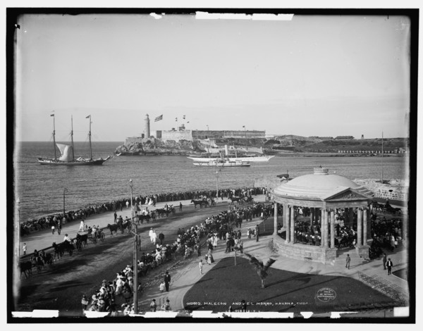 Malecon and El Morro, Havana, Cuba, c1904. Creator: Unknown.