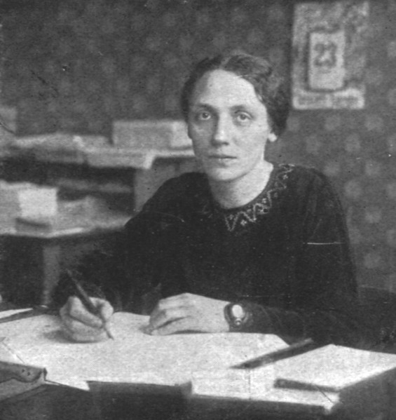 'La Nouvelle Europe; la constituante Allemande; Les femmes dans l'Assemblee..., 1919. Creator: Unknown.