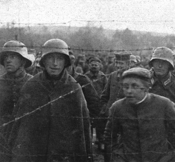 Hours of Victory; Lower ranks of the German army' 1917. Creator: Unknown.