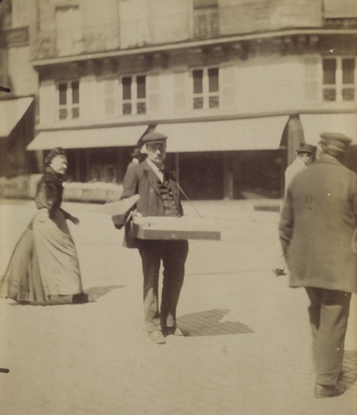 Street Vendor, France, c1910s. Creator: Eugene Atget.