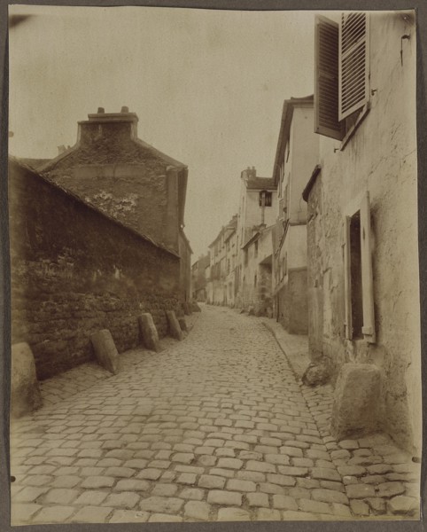 Vauvert Vieille Rue, France, c1901. Creator: Eugene Atget.