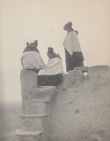 Three Hopi women at top of adobe steps, New Mexico, 1906, c1906. Creator: Edward Sheriff Curtis.