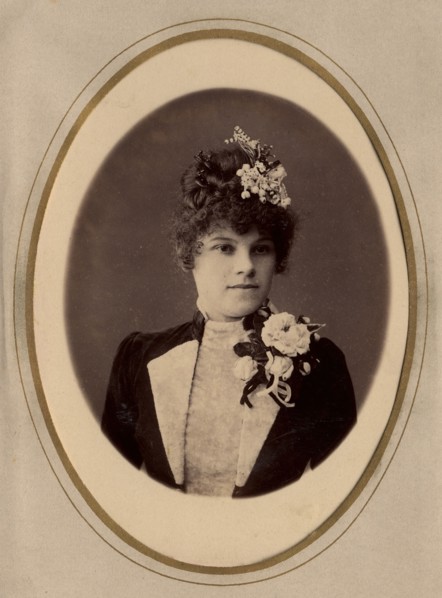 Young woman, late 19th cent - early 20th cent. Creator: I Milevskii.