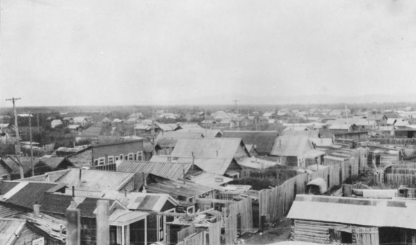 A group of homes, between c1900 and 1916. Creator: Unknown.