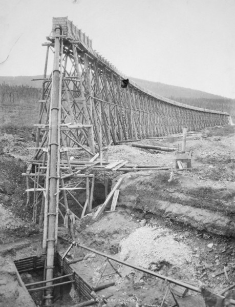 Mining structure, between c1900 and c1930. Creator: Unknown.