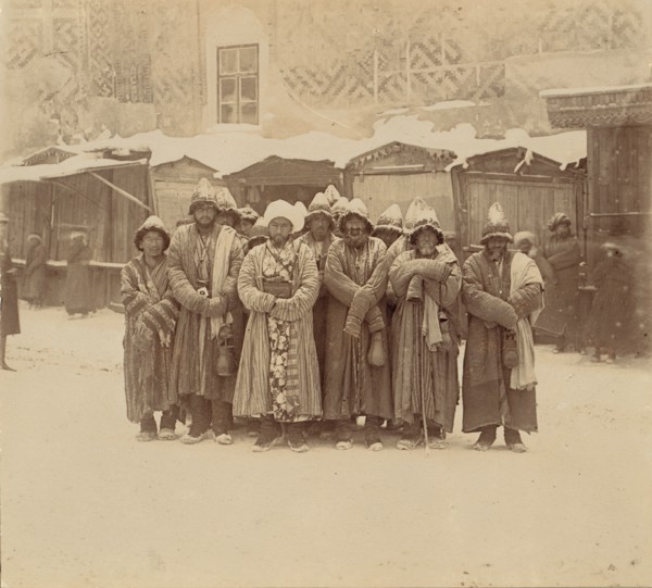 Monks in Kalandar-Khane, Samarkand, between 1905 and 1915. Creator: Sergey Mikhaylovich Prokudin-Gorsky.