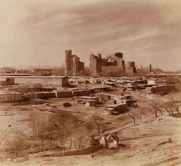 General view of the Bibi-Khanym mosque from Shakh-i Zindeh, Samarkand, between 1905 and 1915. Creator: Sergey Mikhaylovich Prokudin-Gorsky.