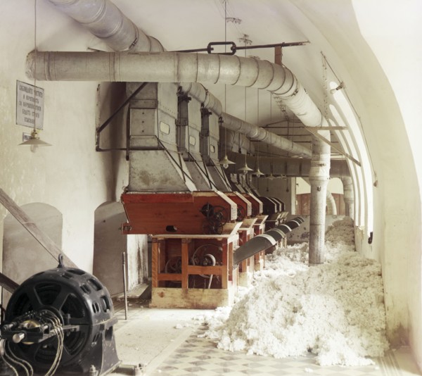 Cotton textile mill interior, probably in Tashkent, between 1905 and 1915. Creator: Sergey Mikhaylovich Prokudin-Gorsky.