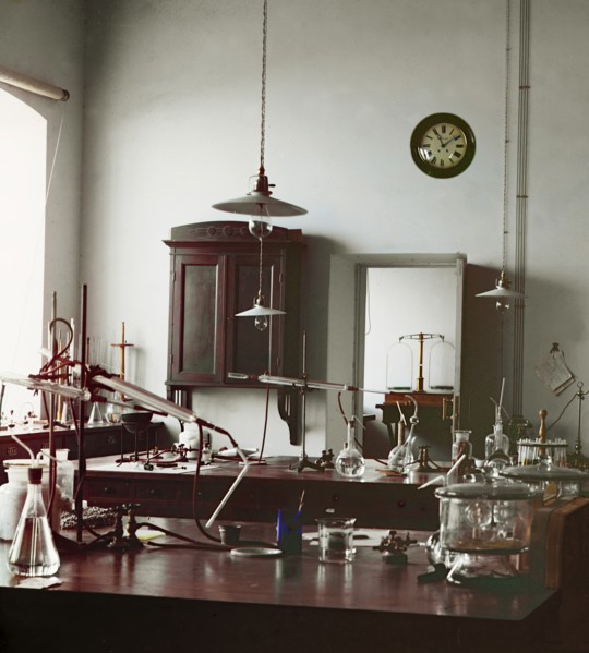 Scientific laboratory, between 1905 and 1915. Creator: Sergey Mikhaylovich Prokudin-Gorsky.