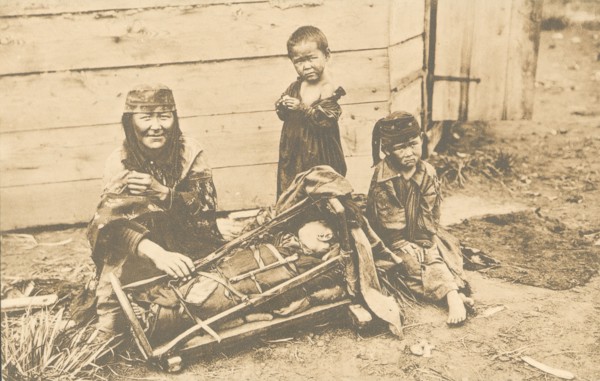 Kachinka with children, 1904-1917. Creator: Unknown.