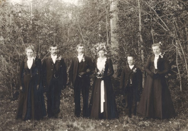 Wedding, Stensåsen, Lillhärdal parish, Härjedalen, 1902. Creator: A Sundien.
