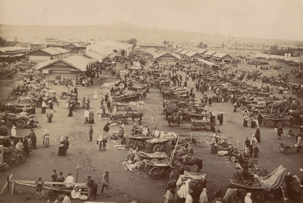 Bazaar on Novobazarnaya Square, 1905. Creator: Unknown.