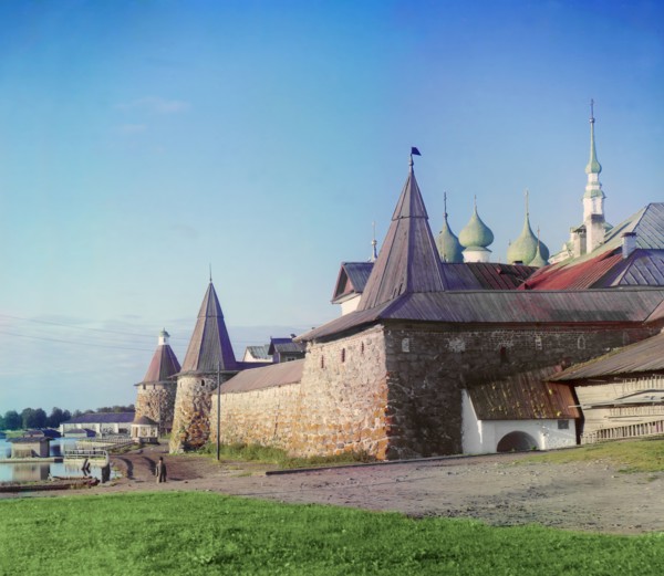 View of the Solovetsky Monastery from land, Solovetski Islands, 1915. Creator: Sergey Mikhaylovich Prokudin-Gorsky.