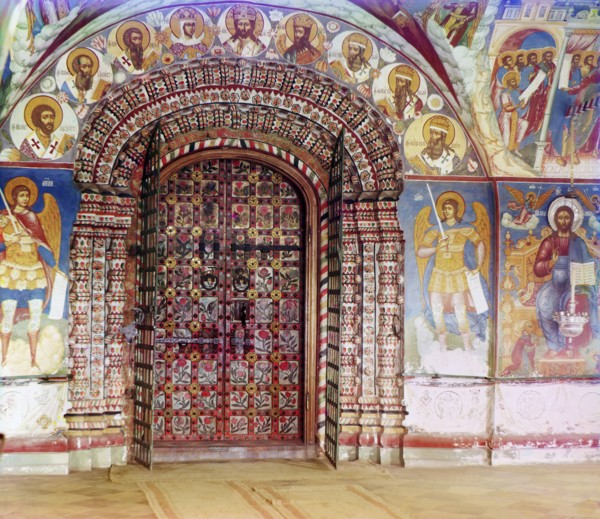 Entrance into the Church of Saint John the Precursor, from the gallery..., Yaroslavl, 1911. Creator: Sergey Mikhaylovich Prokudin-Gorsky.
