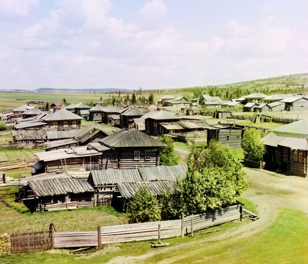 Northern part of the village of Nyrob, 1910. Creator: Sergey Mikhaylovich Prokudin-Gorsky.
