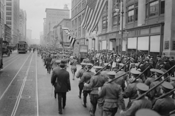 Volunteers, New York, 1917 and 1918. Creator: Bain News Service.