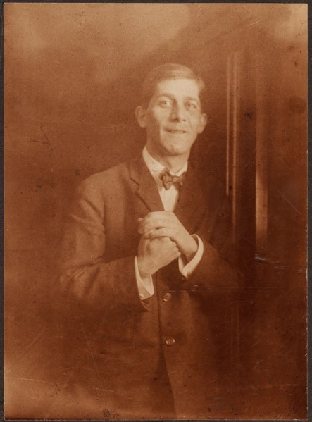 Oskar Kokoschka during his time as a professor at the Dresden Art Academy, 1920. Creator: Erfurth, Hugo (1874-1948).