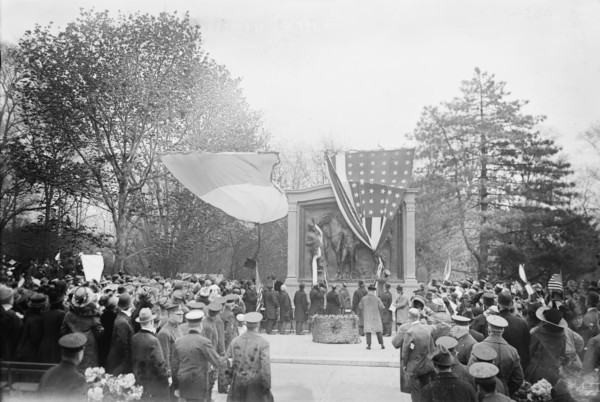 Joffre in Br'klyn [i.e., Brooklyn], no date. Creator: Bain News Service.