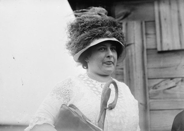 Mrs. Winsor McCay, between c1910 and c1915. Creator: Bain News Service.
