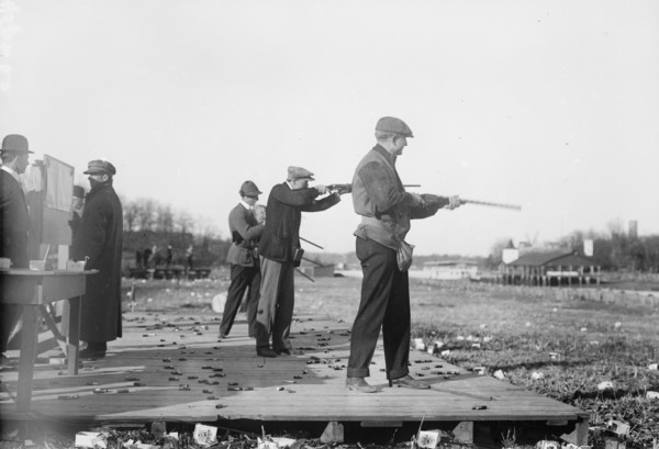 Travers Island, New York, National Championship [guns], between c1910 and c1915. Creator: Bain News Service.