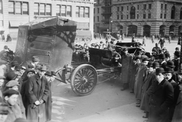 Auto Street Cleaner, between c1910 and c1915. Creator: Bain News Service.