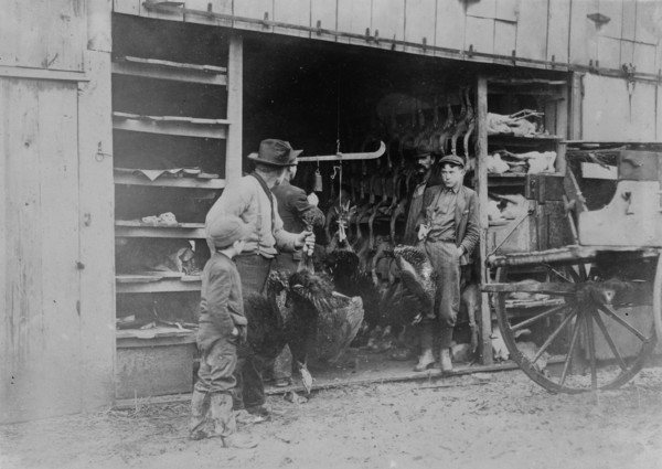 Buying Thanksgiving turkey, between c1910 and c1915. Creator: Bain News Service.