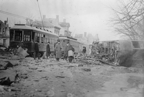 Dayton - Streetcar capsized by flood, 1913. Creator: Bain News Service.