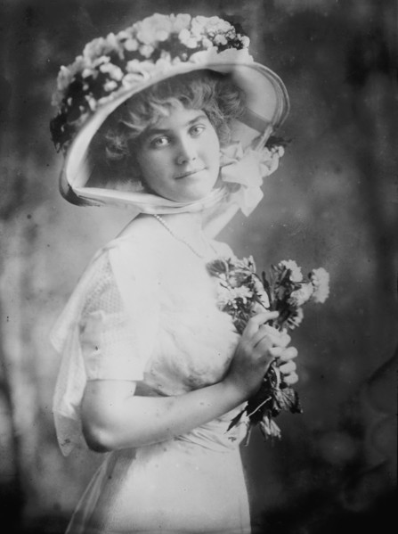 Bessie Yoakum, between c1910 and c1915. Creator: Bain News Service.
