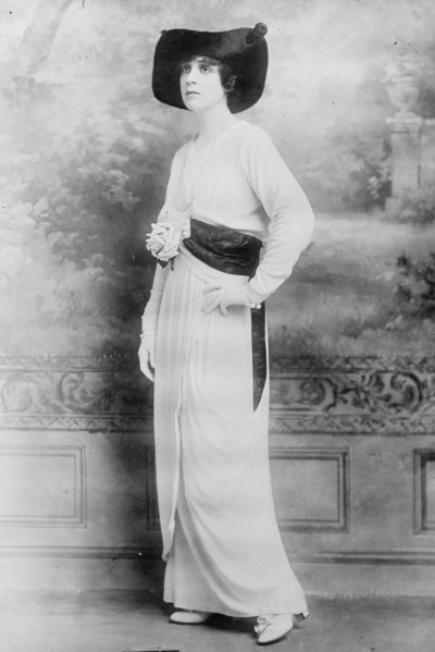 Jane Cowl, 1913. Creator: Bain News Service.