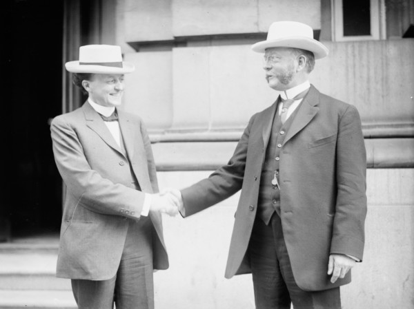Pomerene & Redfield, between c1910 and c1915. Creator: Bain News Service.