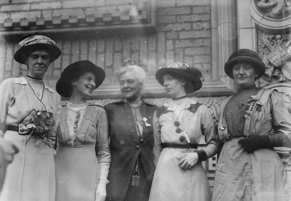 Clarkson - Lady Howard - Thatcher - Thorn and Johnson, between c1910 and c1915. Creator: Bain News Service.
