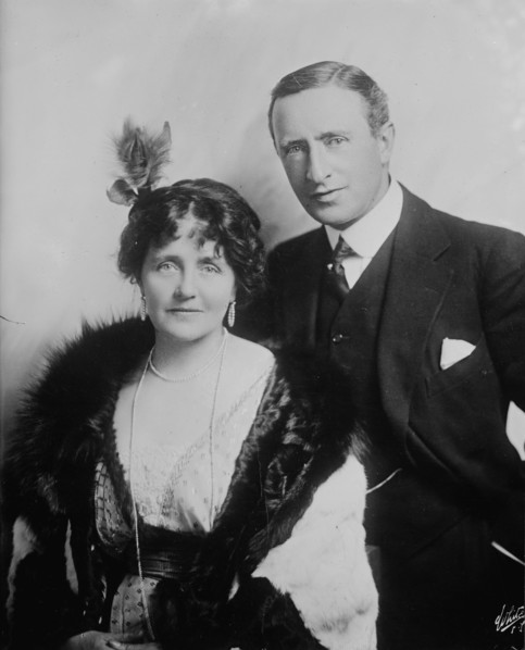 Eva Moore and H.V. Esmond, between c1910 and c1915. Creator: Bain News Service.