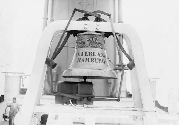 Fire bell on VATERLAND, between c1910 and c1915. Creator: Bain News Service.